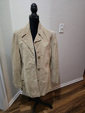 Wilsons Leather Women's Tan Suede Button-Front Jacket